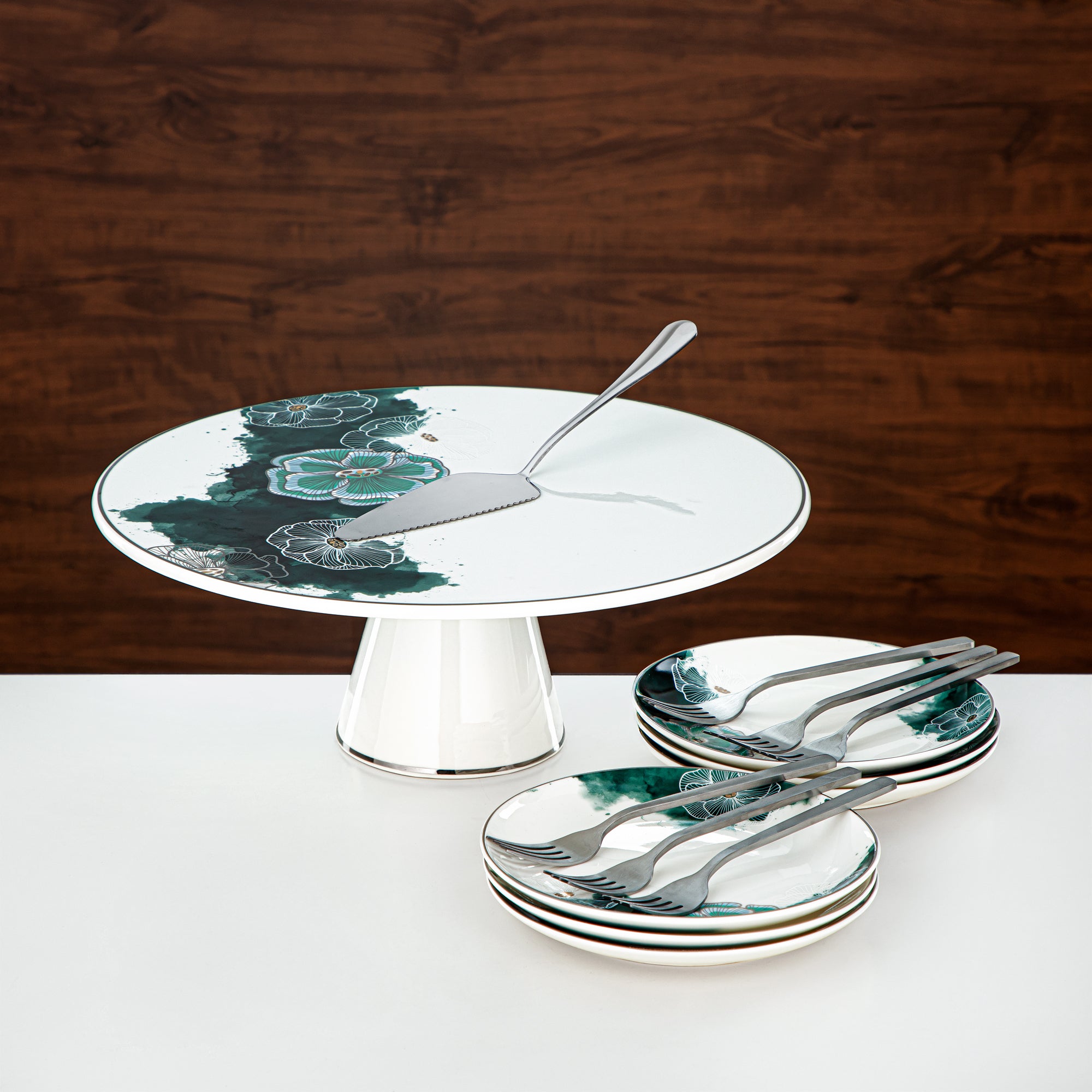 Almarjan Cake Serving Set Porcelain & Stainless Steel 14 Pieces (14PCS-12257) – Emerald Bloom Dessert Collection