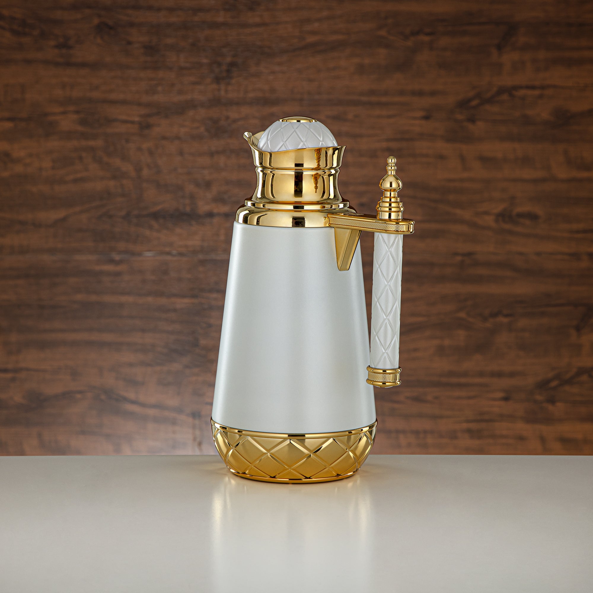 ألمرجان طقم ترامس، زر ضغط - 0.7 لتر + 1 لتر، أبيض وذهبي (CBY+CBZ-RWG) - ترامس