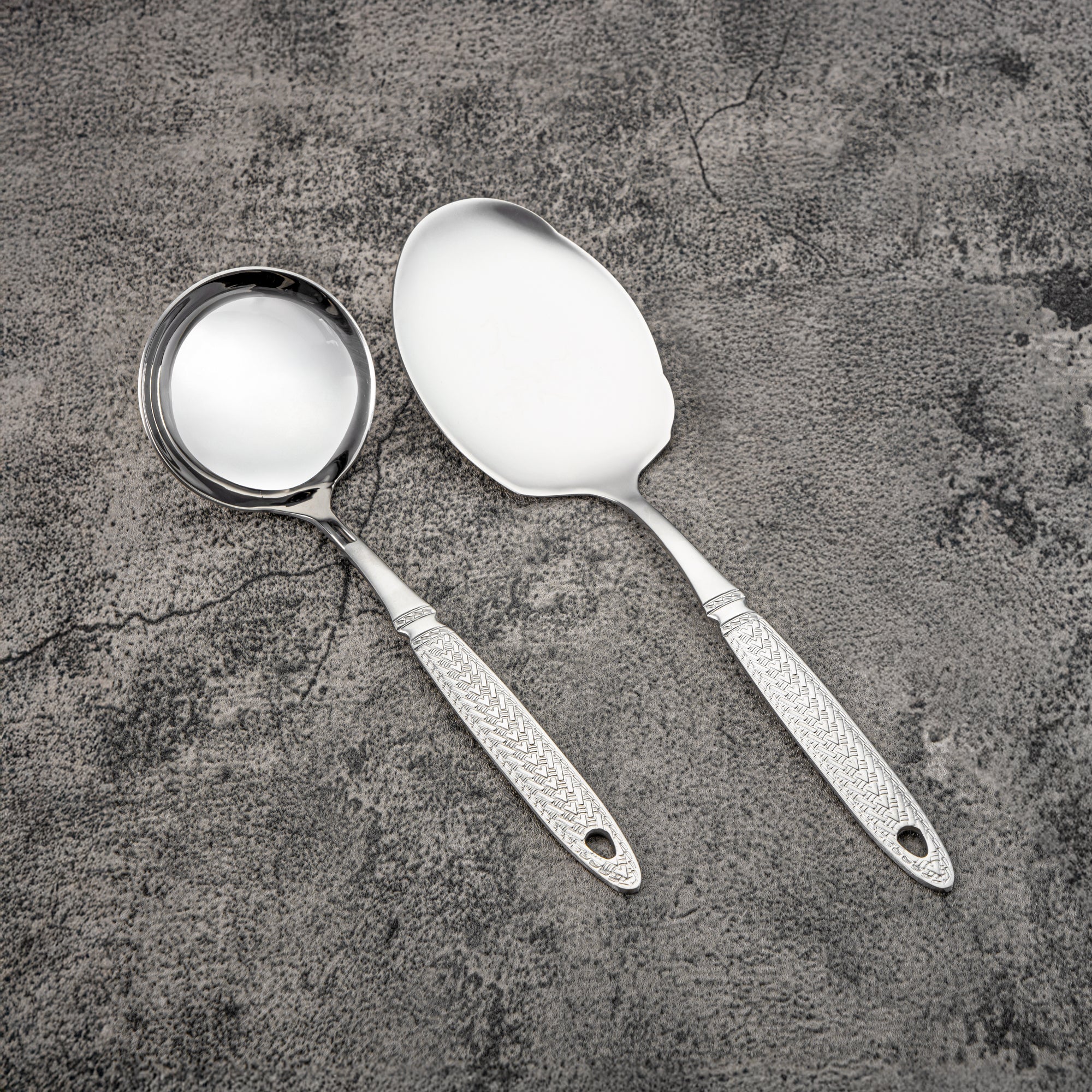 طقم أدوات مائدة ألمرجان 32 قطعة، ستانلس ستيل، مع حامل، فضي (CUT0010445) طقم أدوات مائدة أنيق