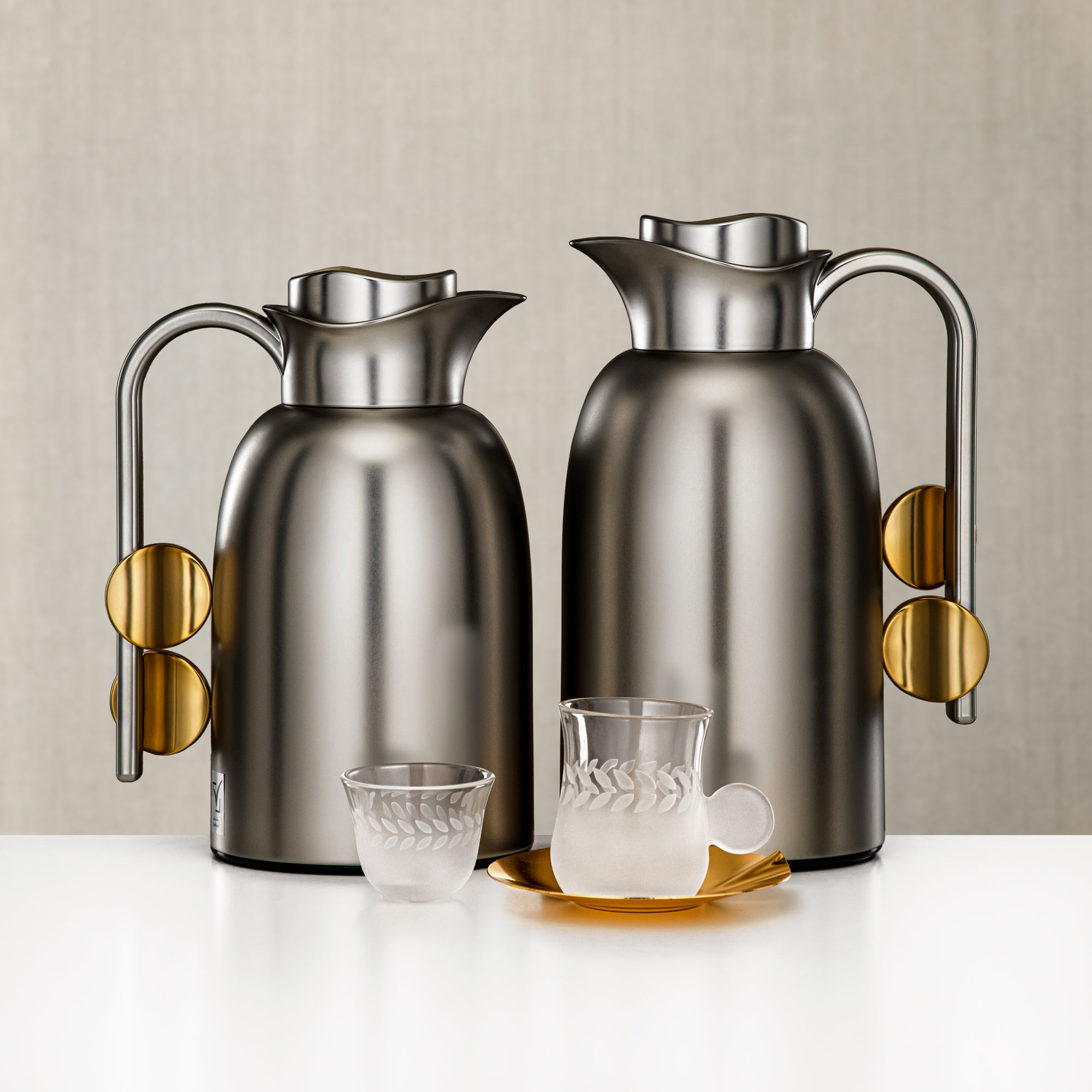 طقم تيرموس المرجان مع إبريق شاي، 20 قطعة، مطفي بلون النيكل والذهب