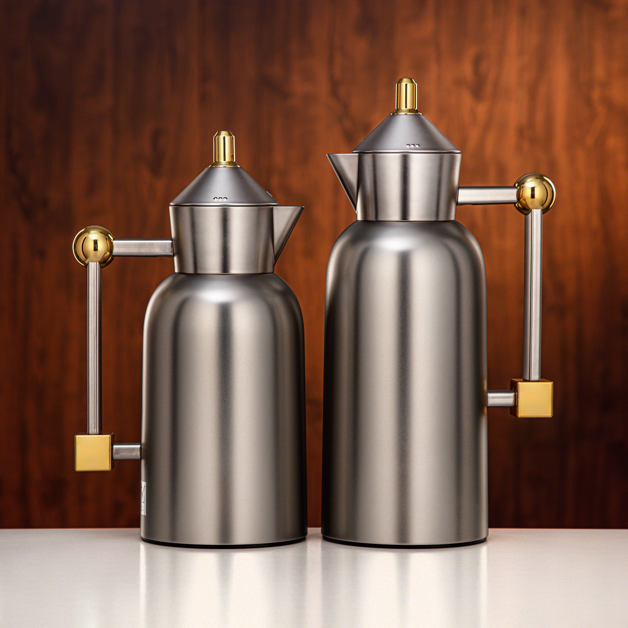 Almarjan Vacuum Flask Set 0.7L + 1L Matt Nickel & Gold