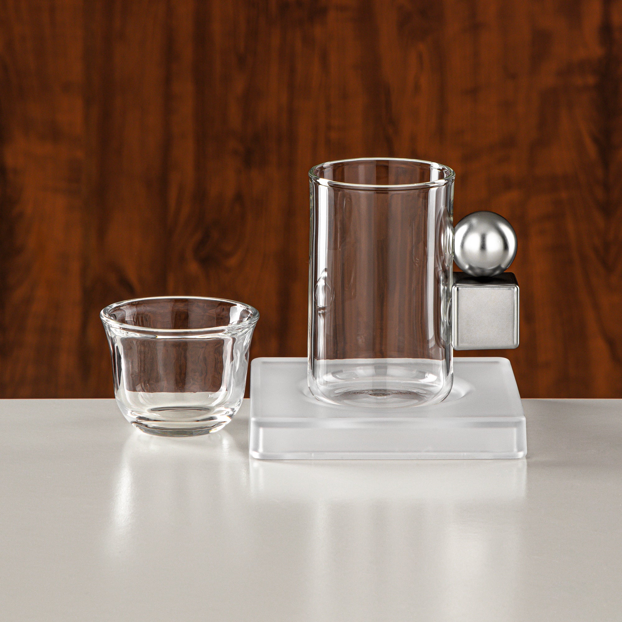 طقم شاي المرجان ١٨ قطعة بلمسة نيكل غير لامع وصقيع