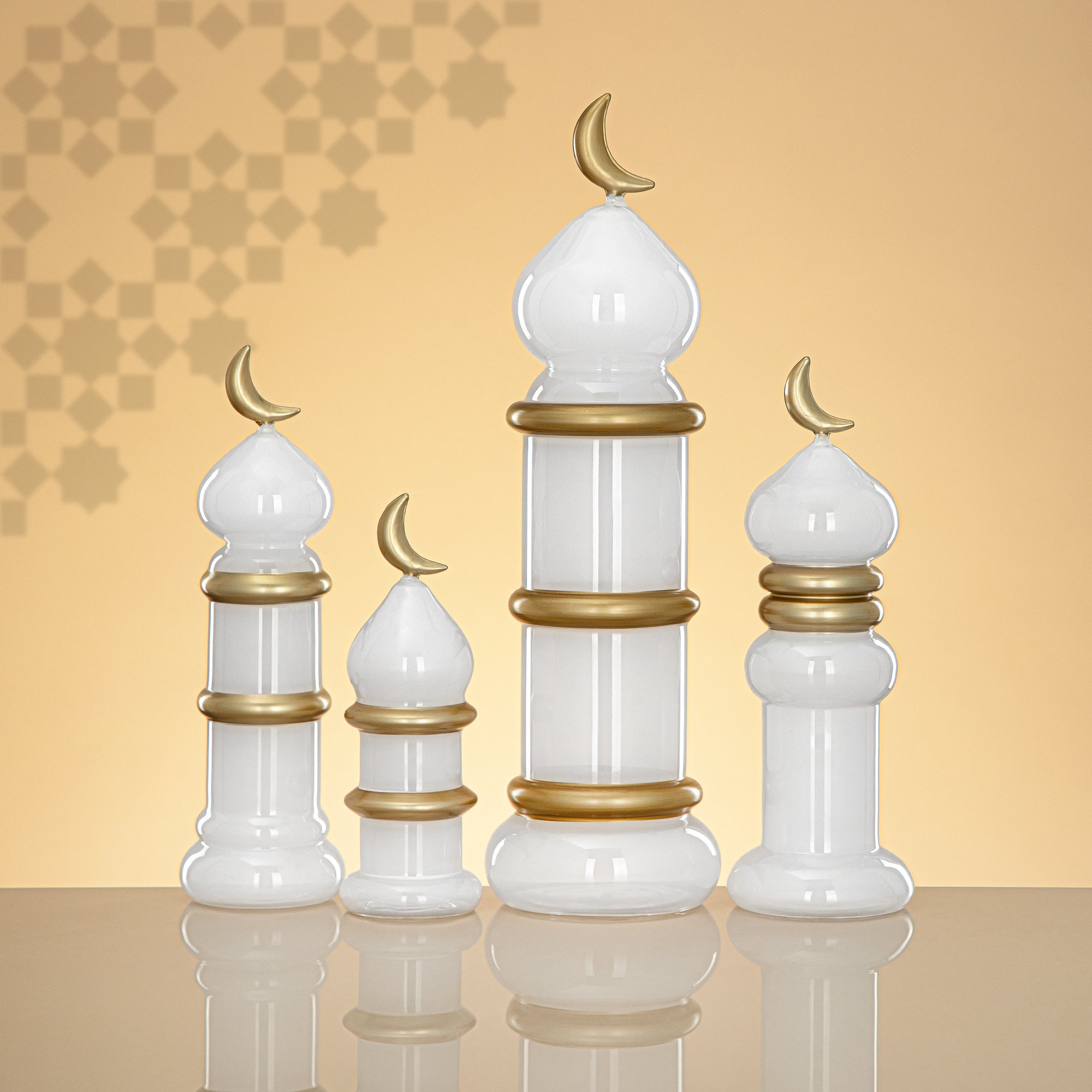 Almarjan Minaret Table Decoration 24cm x 8cm White with Golden Lines & Crescent Moon – Noor Al Layali