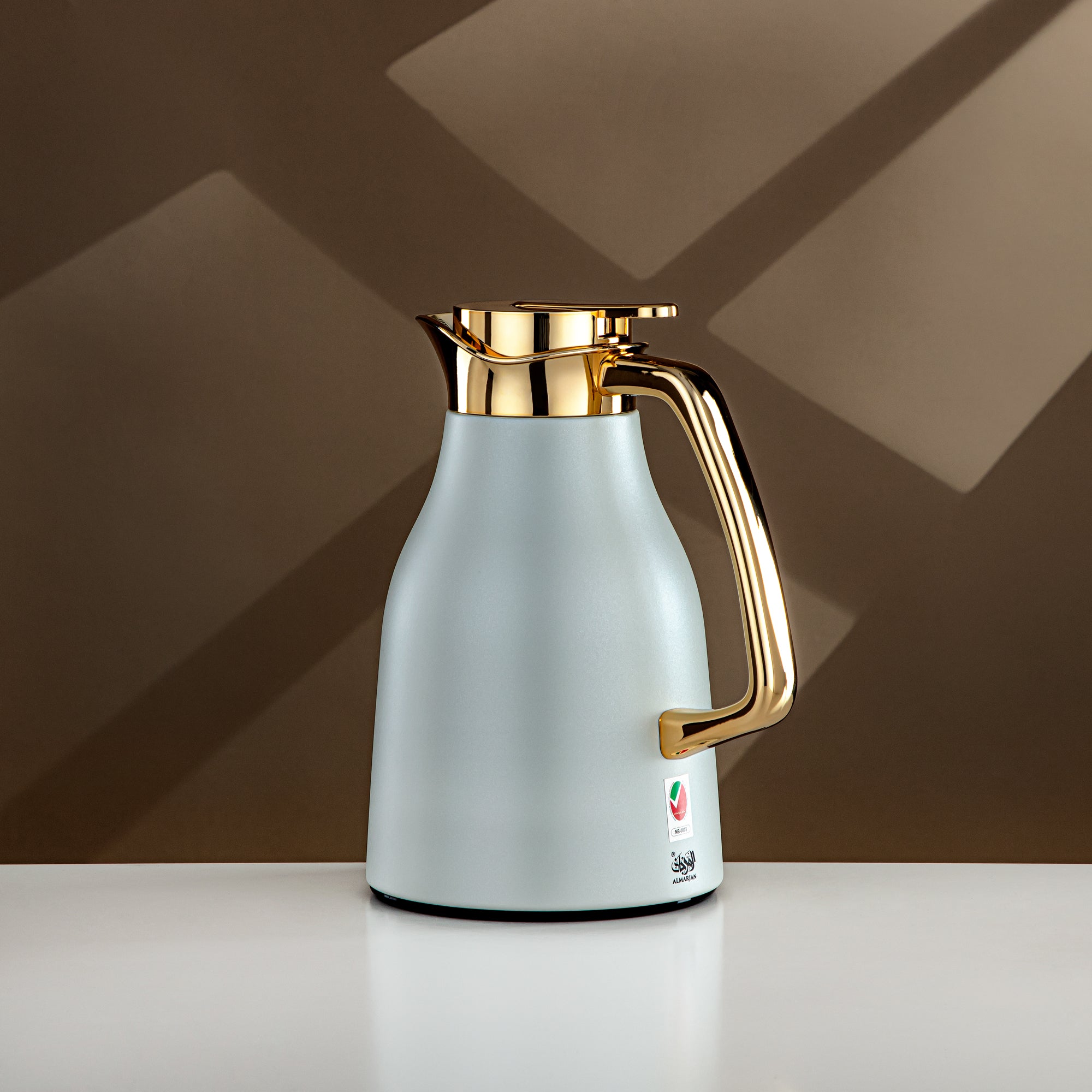 طقم ترامس المرجان مطفي رمادي وذهبي 0.7L + 1L (RGC-0700Q265YZC95+1000Q265YZC95) – تقديم أنيق | رمضان والجمعات