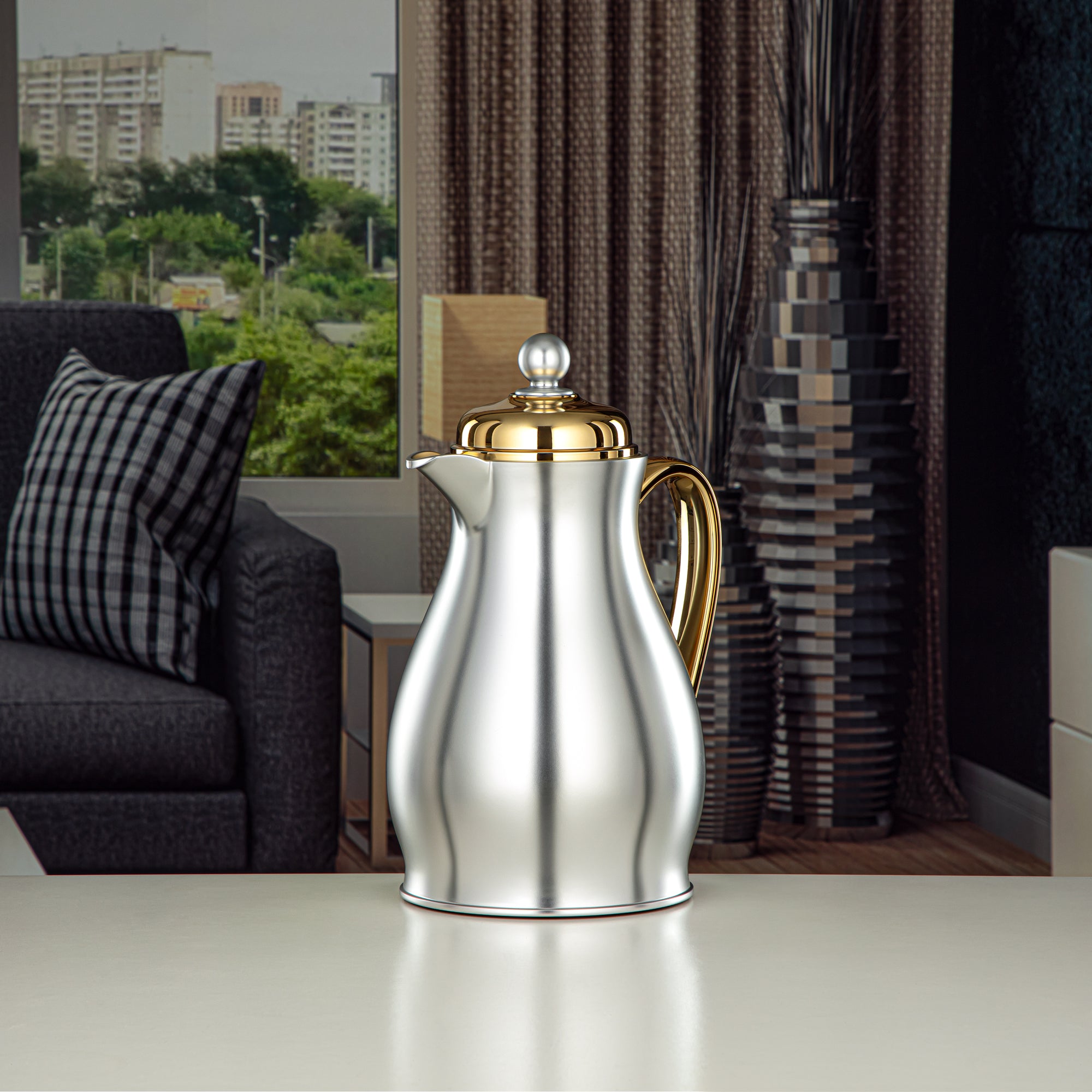 Almarjan Vacuum Flask Metal Body with Glass Liner 0.5L Matt Silver & Gold (RPA-050-MSG) – Everyday Elegance Collection