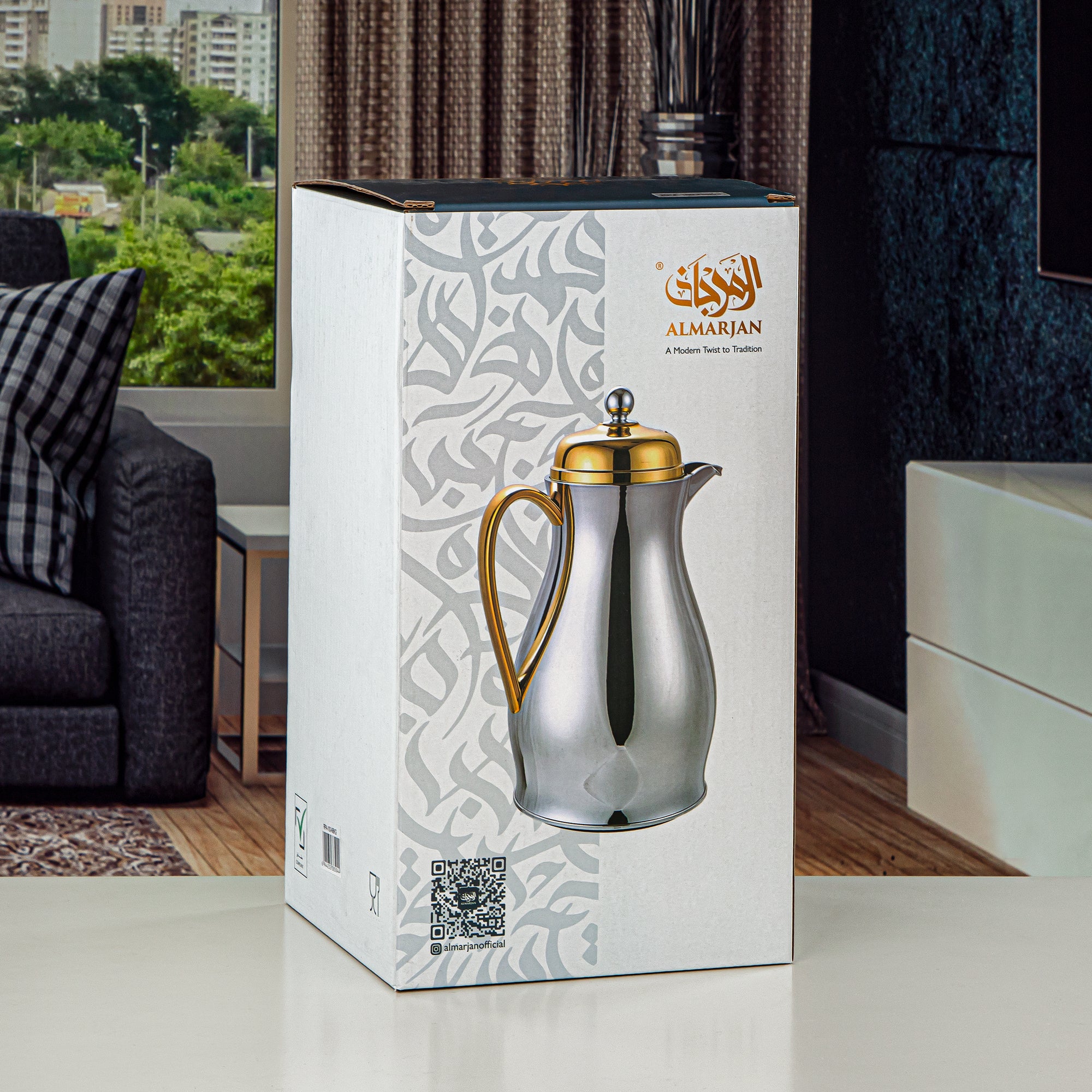 Almarjan Vacuum Flask Metal Body with Glass Liner 1.4L Nickel Black & Gold (RPA-140-NBKG) – Everyday Elegance Collection