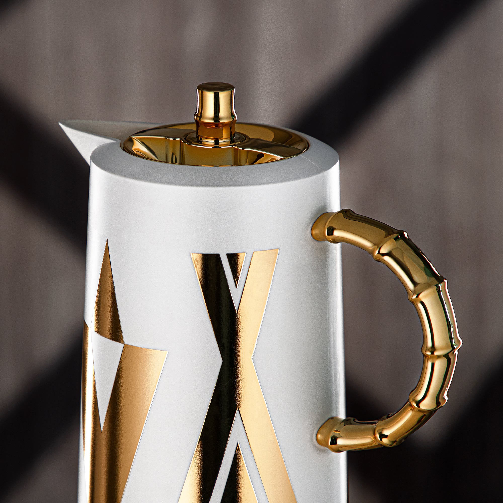 ألمرجان طقم ترامس، زر ضغط، ABS، 0.6 لتر + 1 لتر، أبيض وذهبي (SJ28W) - تقديم الشاي والقهوة