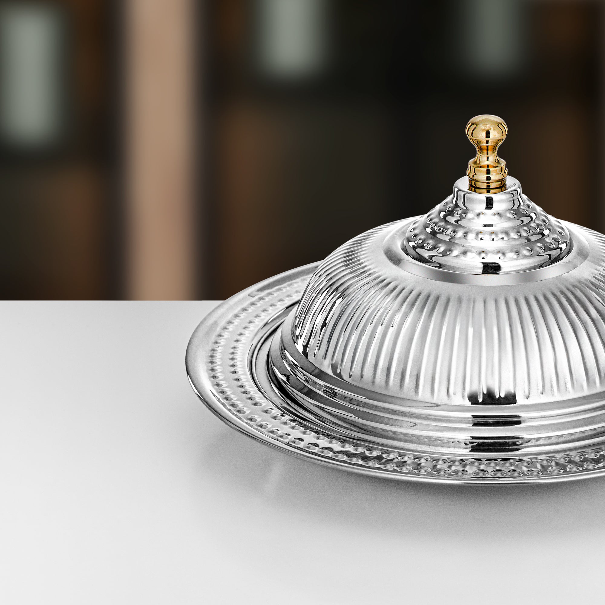 Almarjan Diwan Tray with Cover 35cm Silver