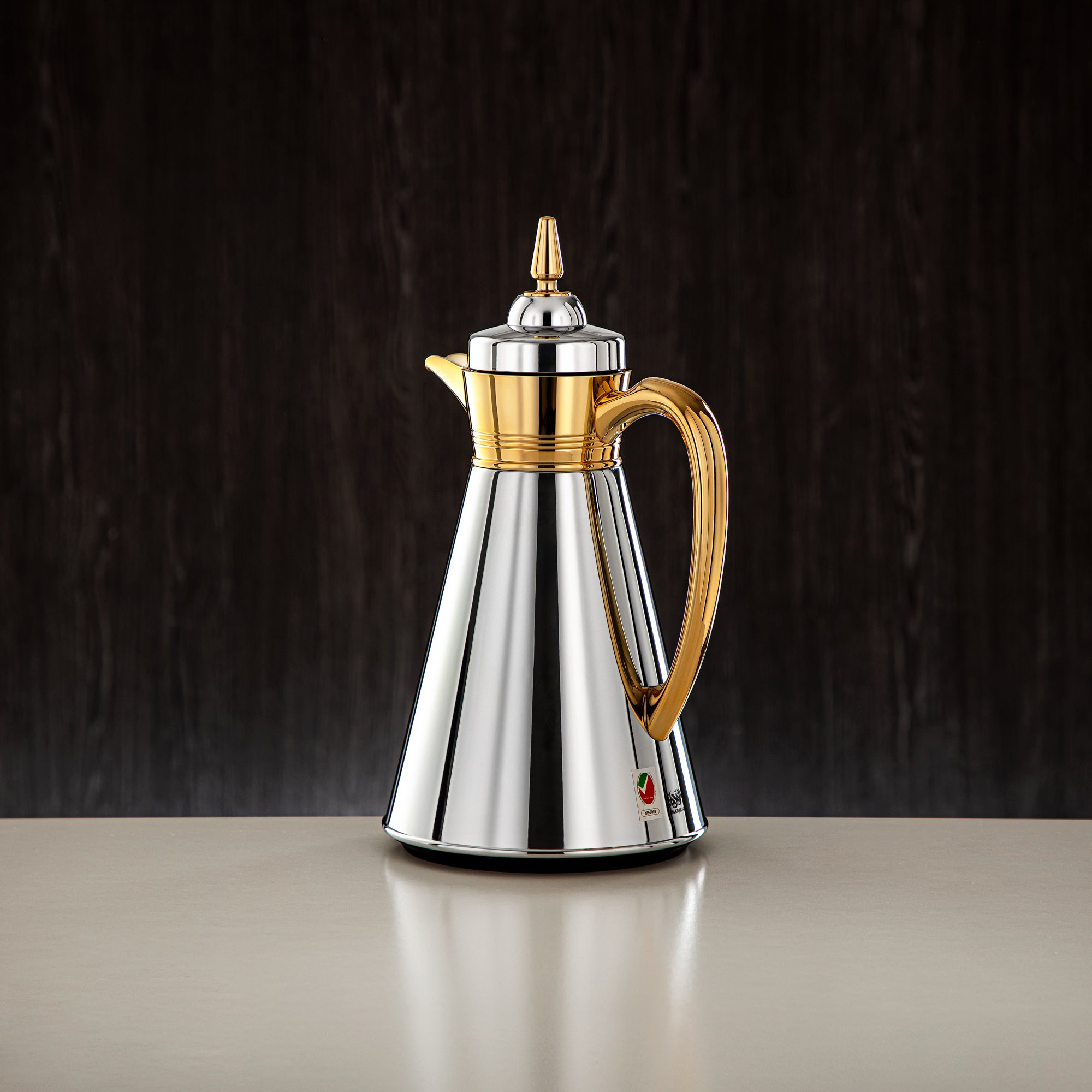 ألمرجان طقم ترامس، 0.7 لتر + 1 لتر، فضي وذهبي (UBC-A0700/B1000 CC95) - أدوات تقديم رمضان