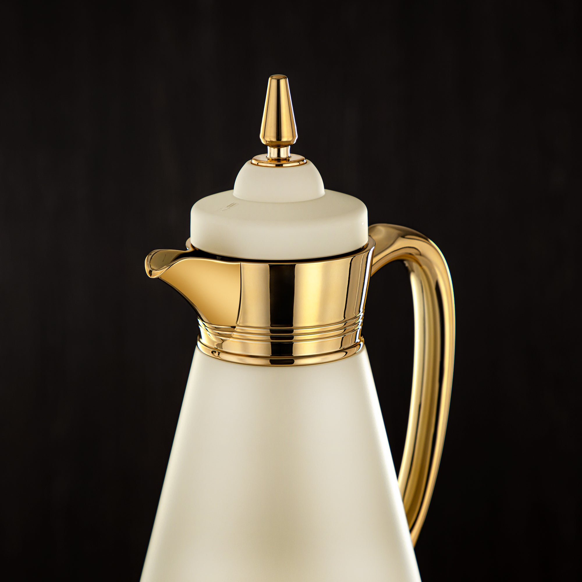 ألمرجان طقم ترامس، 0.7 لتر + 1 لتر، بيج وذهبي (UBC-A0700/B1000 Q305YZC95) - أدوات تقديم رمضان