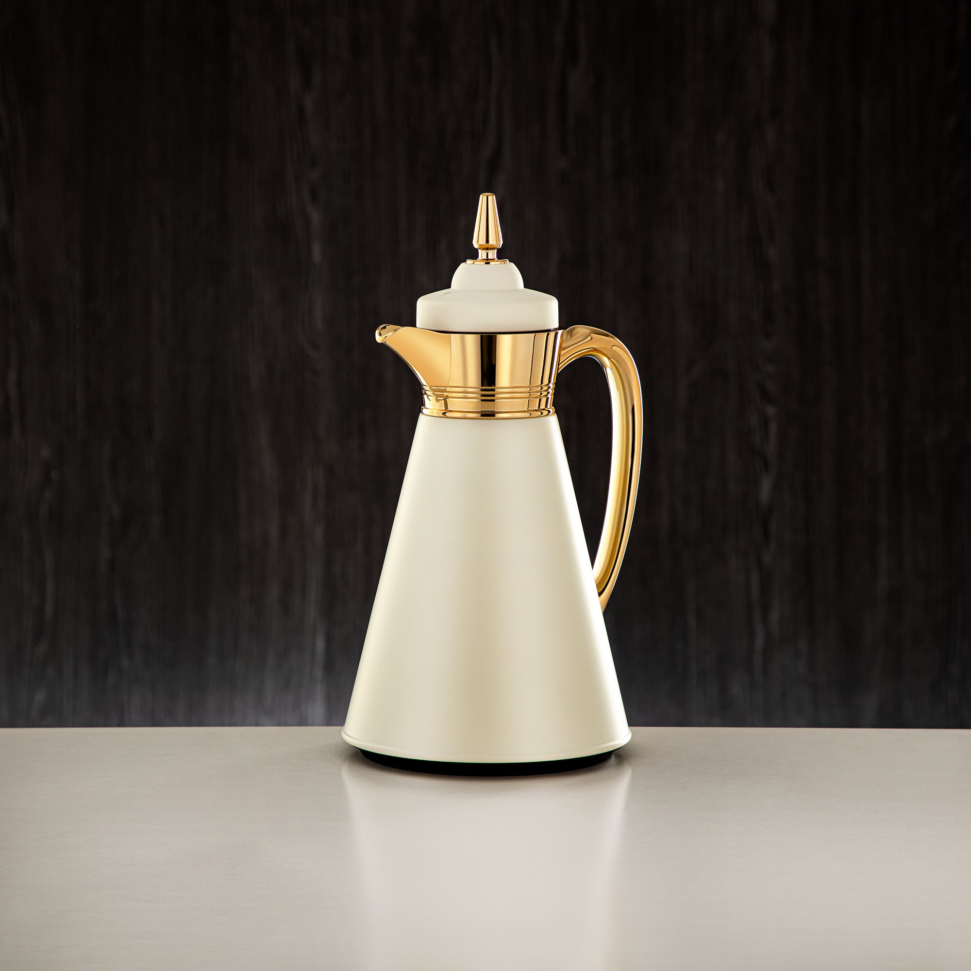 ألمرجان طقم ترامس، 0.7 لتر + 1 لتر، بيج وذهبي (UBC-A0700/B1000 Q305YZC95) - أدوات تقديم رمضان