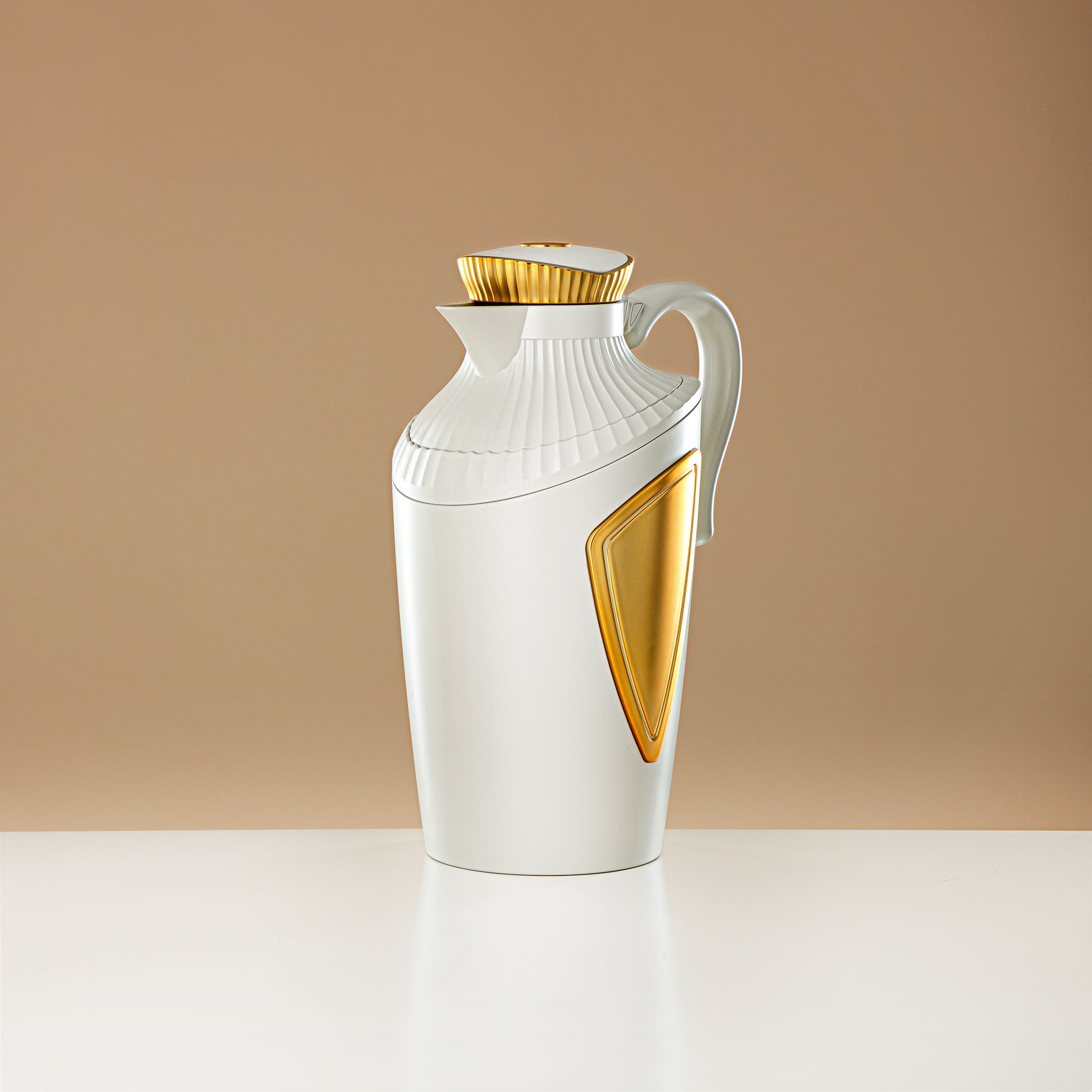 المرجان طقم ترامس قطعتان مطفي أبيض وذهبي - UWP-0700/1000 Q330YZE22