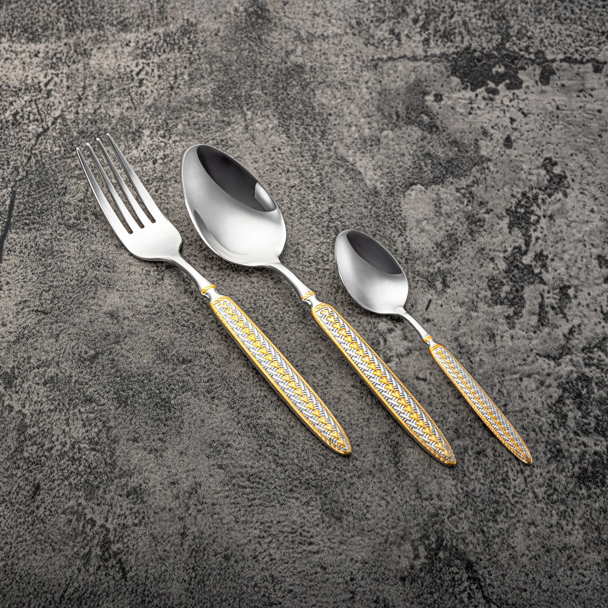 Almarjan Cutlery Set 32 Pieces, Stainless Steel, With Stand, Silver & Gold (CUT0010446) Elegant Cutlery Set