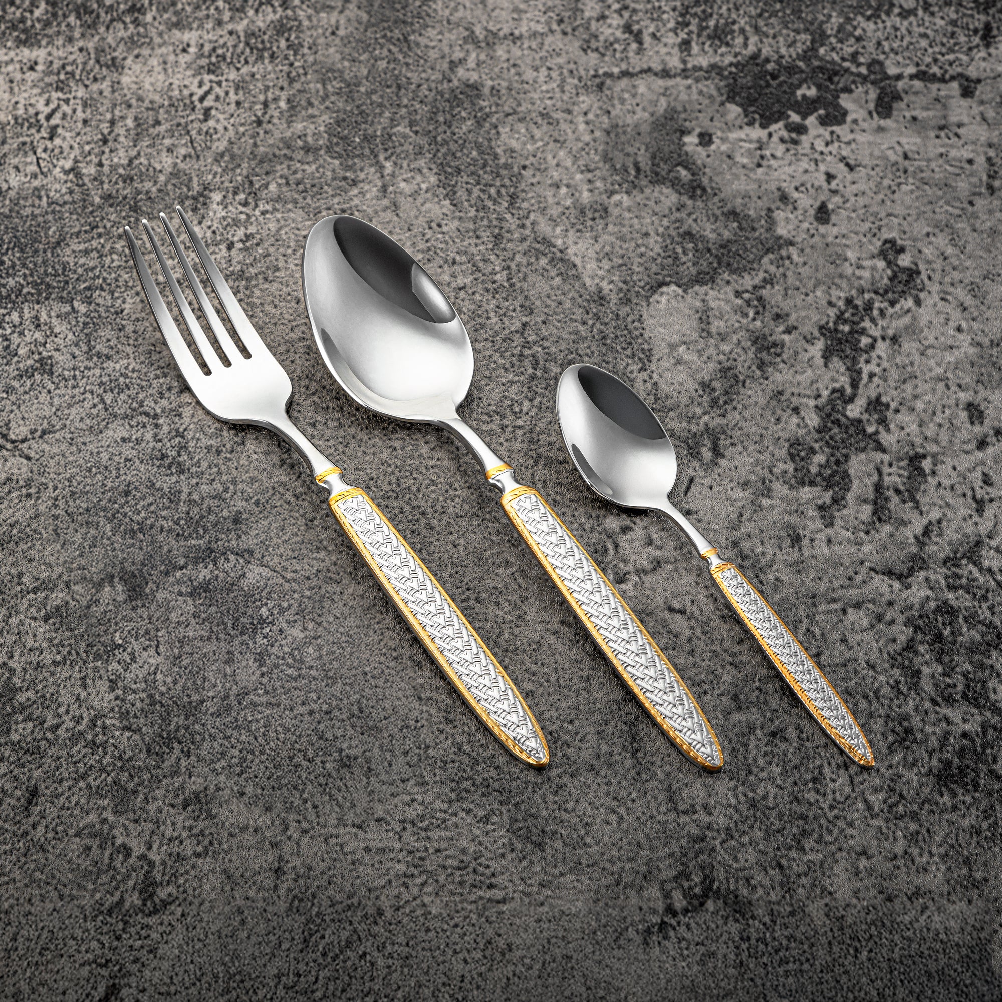 Almarjan Cutlery Set 32 Pieces, Stainless Steel, With Stand, Silver & Gold (CUT0010447) Elegant Cutlery Set