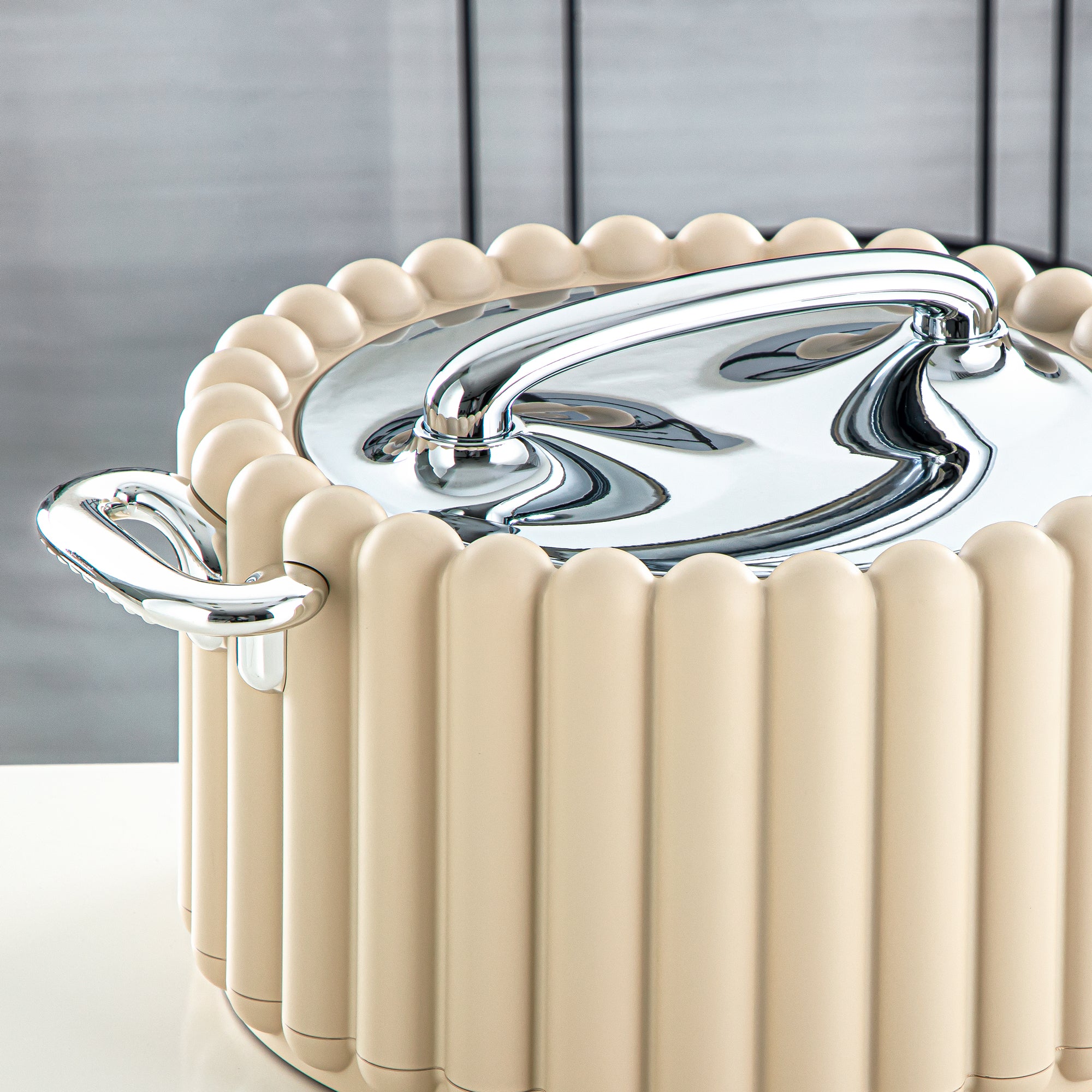 Almarjan 3 Pieces Plastic Hot Pot Set Beige & Silver - EI-150/200/250 BG/C