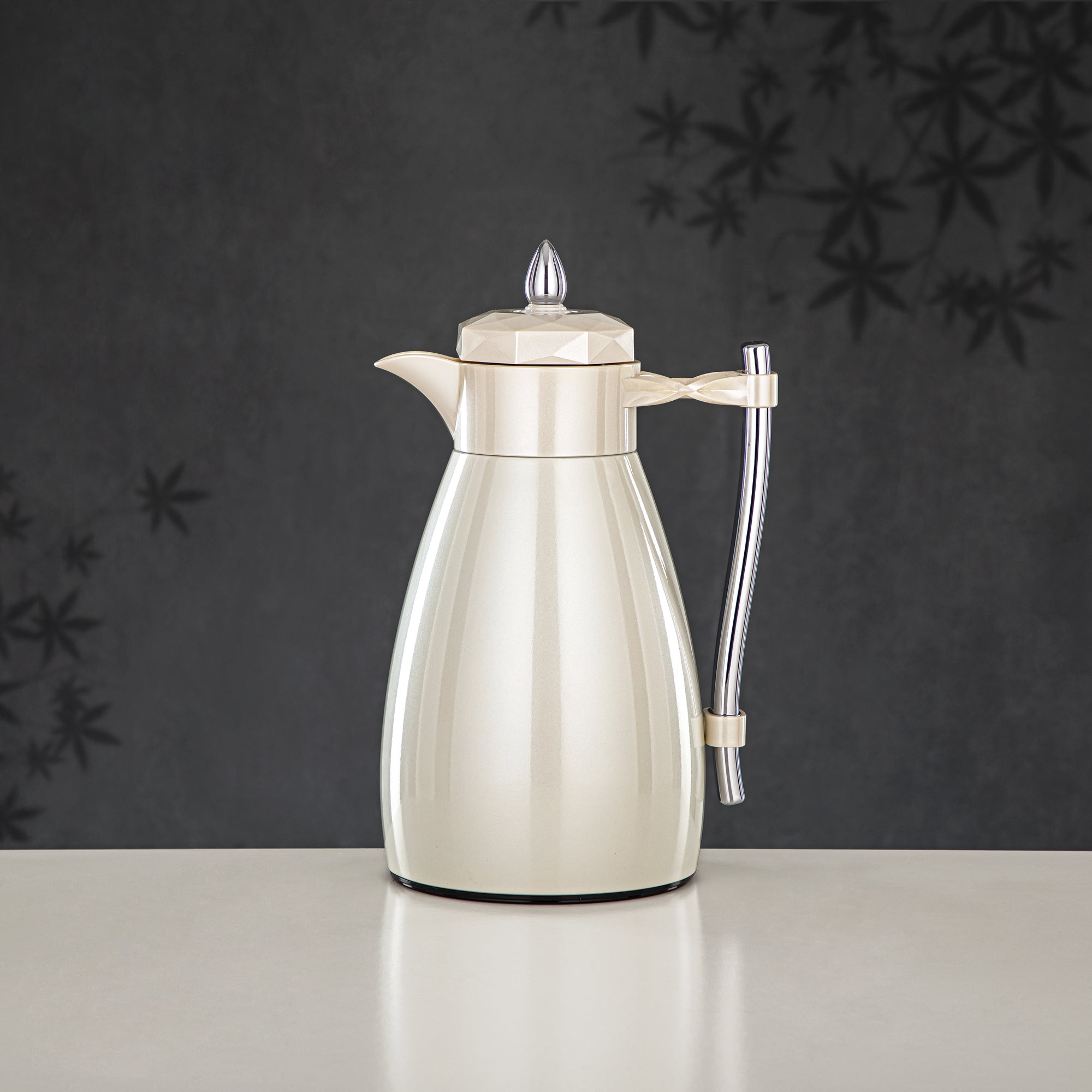 ألمرجان طقم ترامس، زر ضغط - 1 لتر + 1 لتر، أبيض لؤلؤي وفضي (FG806AB-100 PW/C) - تقليد الشاي والقهوة