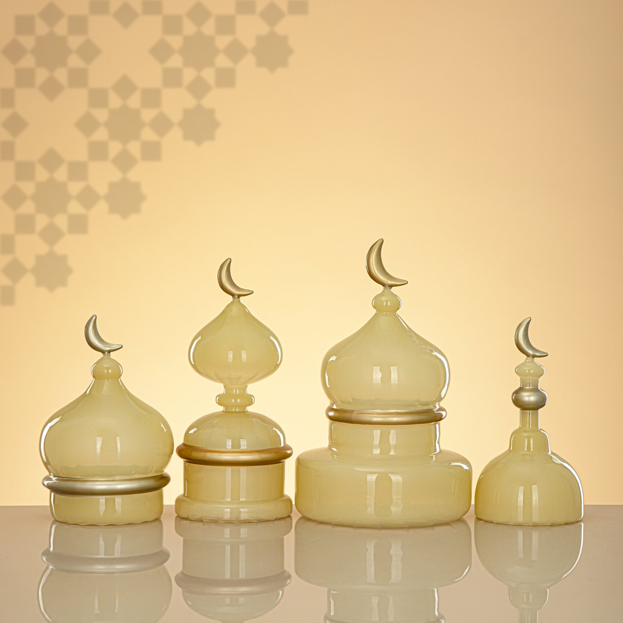Almarjan Minaret Table Decoration 17cm x 11cm Ivory with Golden Lines & Crescent Moon – Noor Al Layali