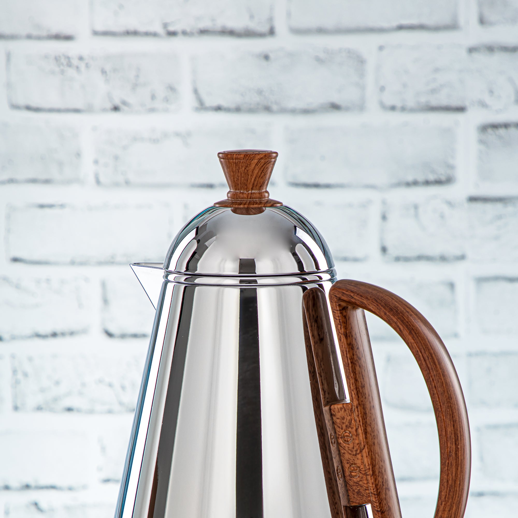 Almarjan 2 Pieces Vacuum Flask Set Silver & Wood - QNC-0700/1000CP99Y