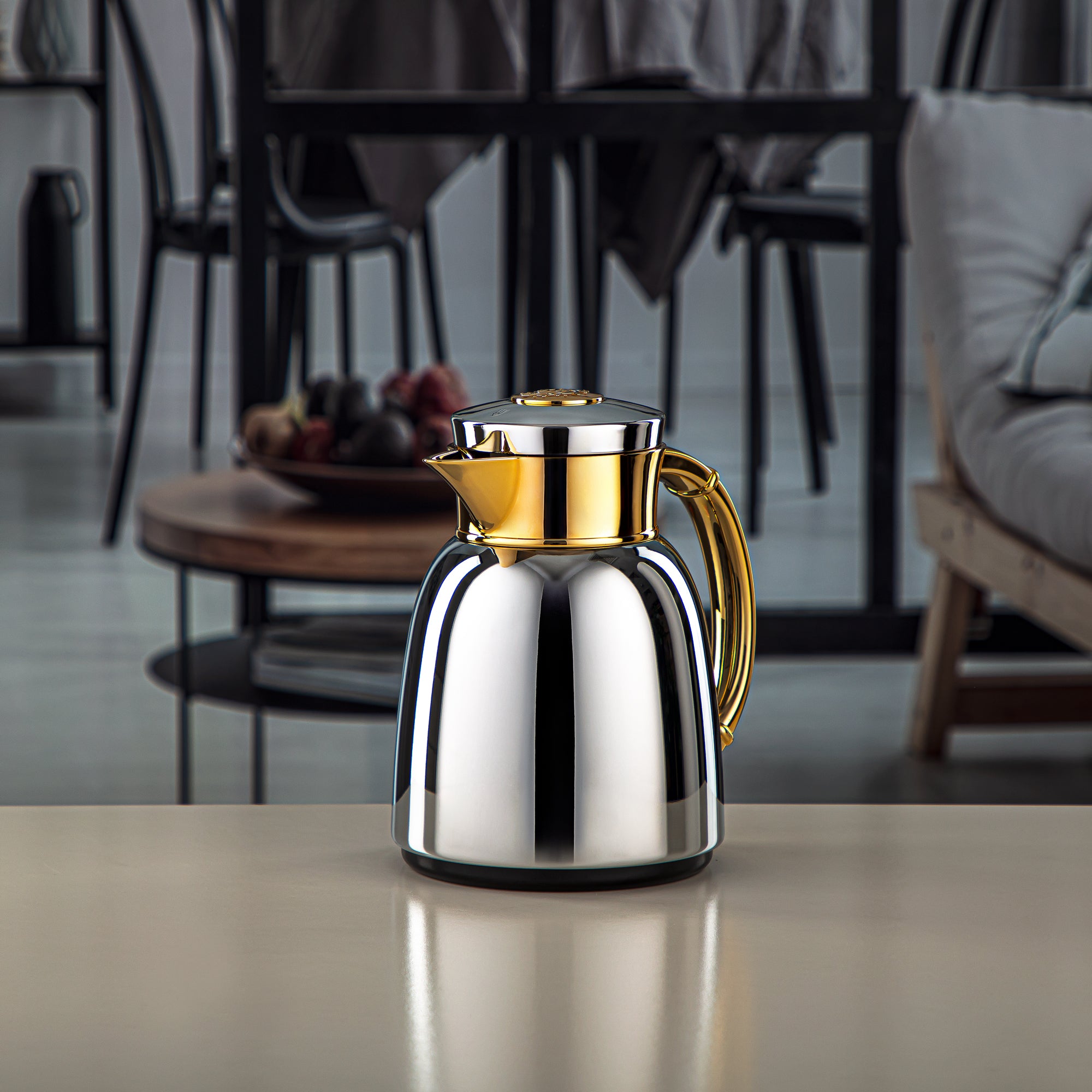 Almarjan 0.35 Liter Vacuum Flask Silver & Gold - QVC-0350CC95