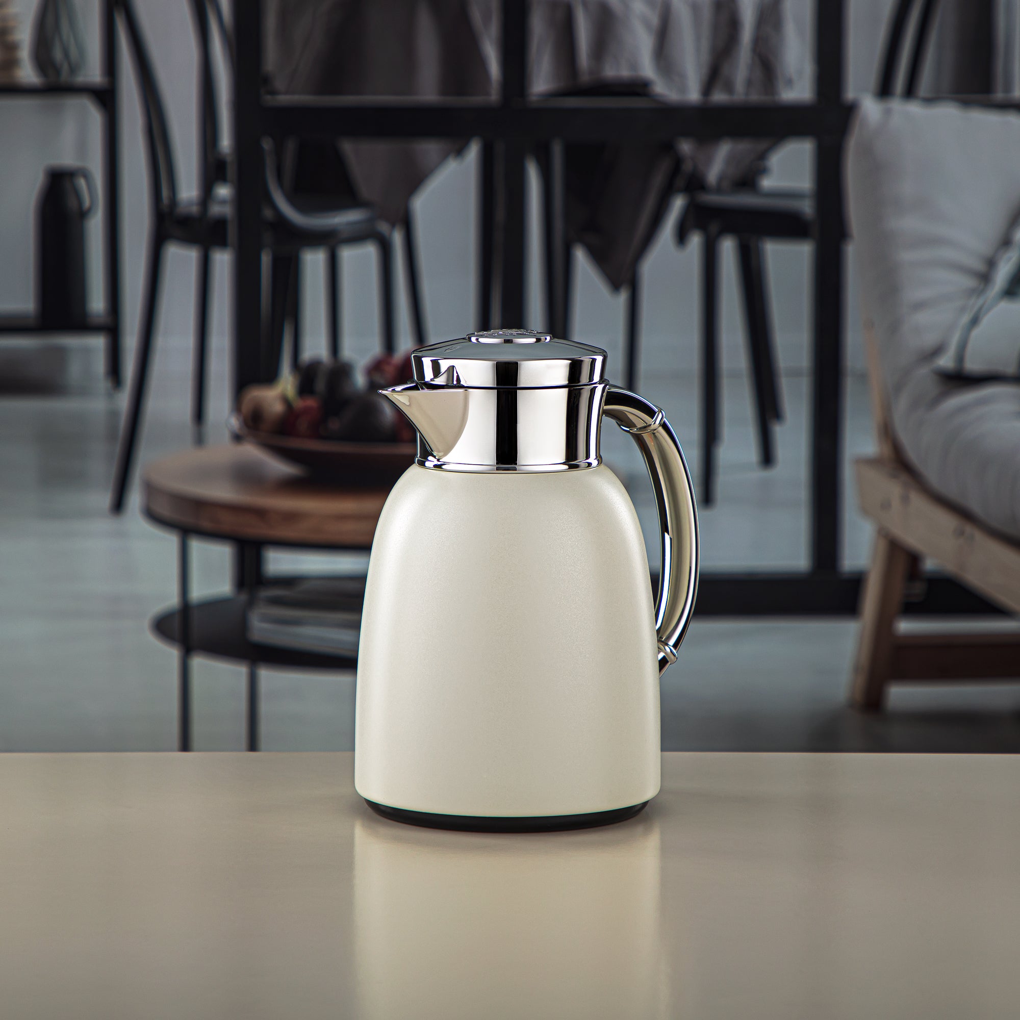 ترمس المرجان 0.65 لتر، ابيض وفضي - QVC-0650Q330YZC