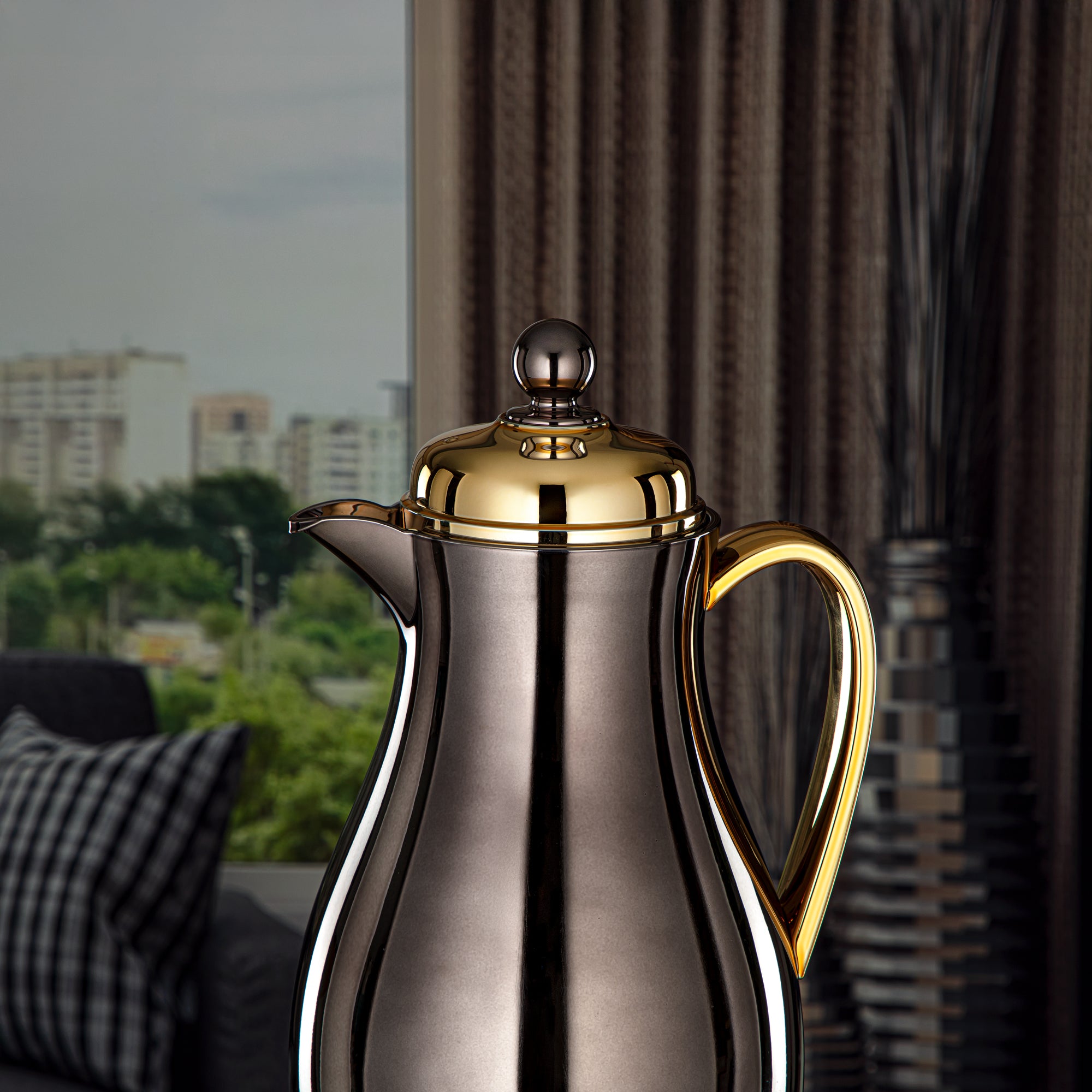 طقم ترامس المرجان Nickle Black & Gold 0.7L + 1L (RPA-070-NBKG+RPA-100-NBKG) – تقديم أنيق | رمضان و التجمعات