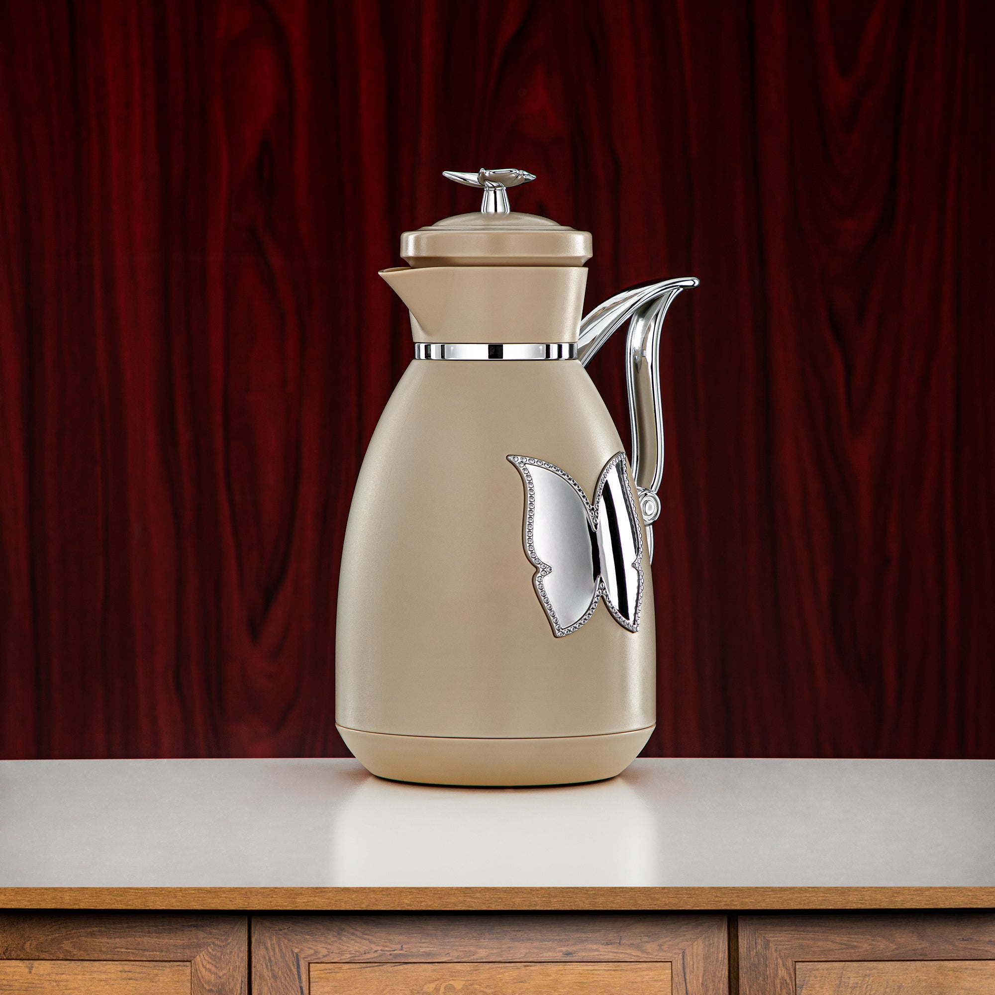 طقم ترامس المرجان زر ضغط بلاستيك 0.7 لتر + 1 لتر بيج وفضي (SM-2C142-070/100 BG/C) - زجاجة شاي وقهوة