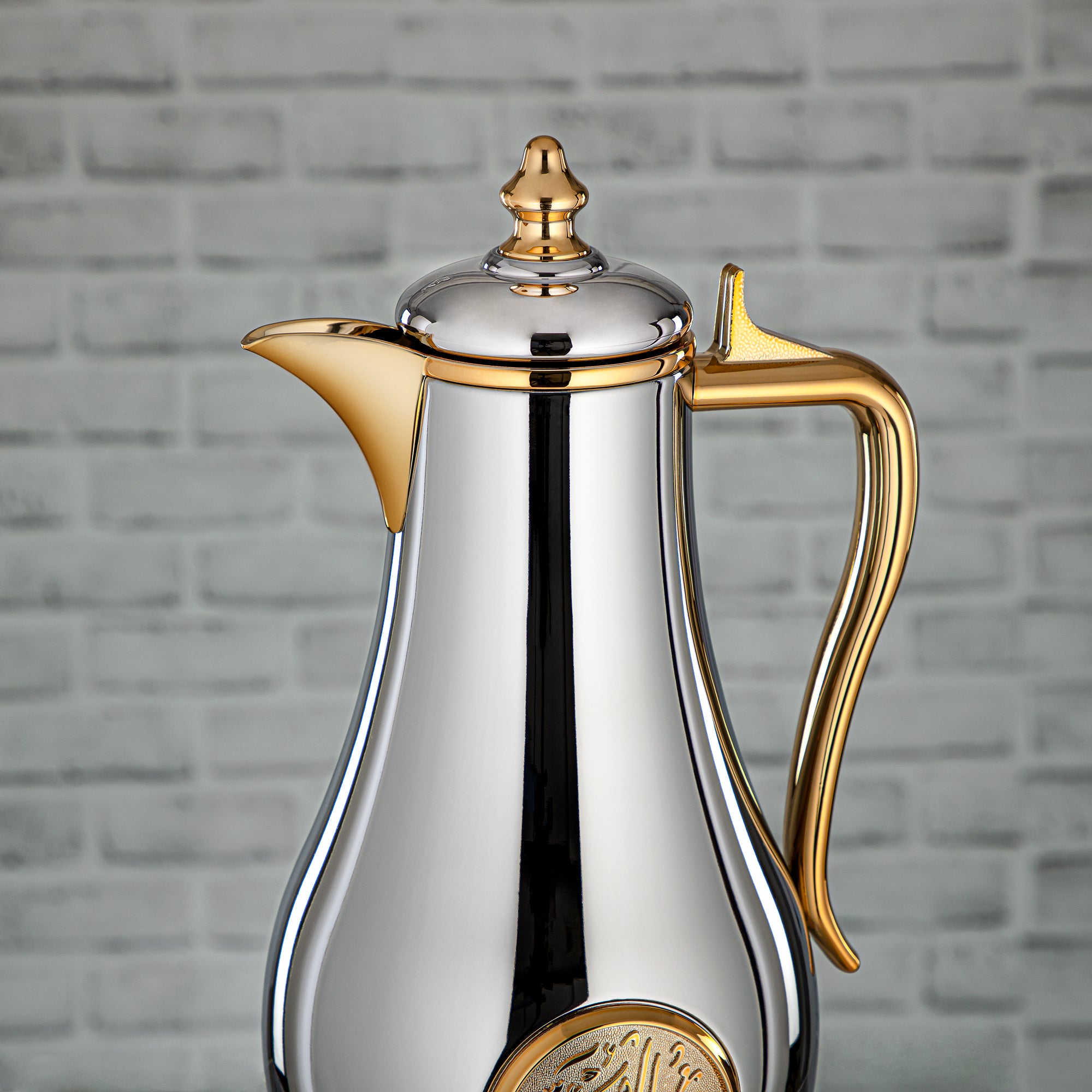 Almarjan Vacuum Flask Set, Push Button - 1L + 1L, Silver & Gold (SR-SG) - Classic and Elegant