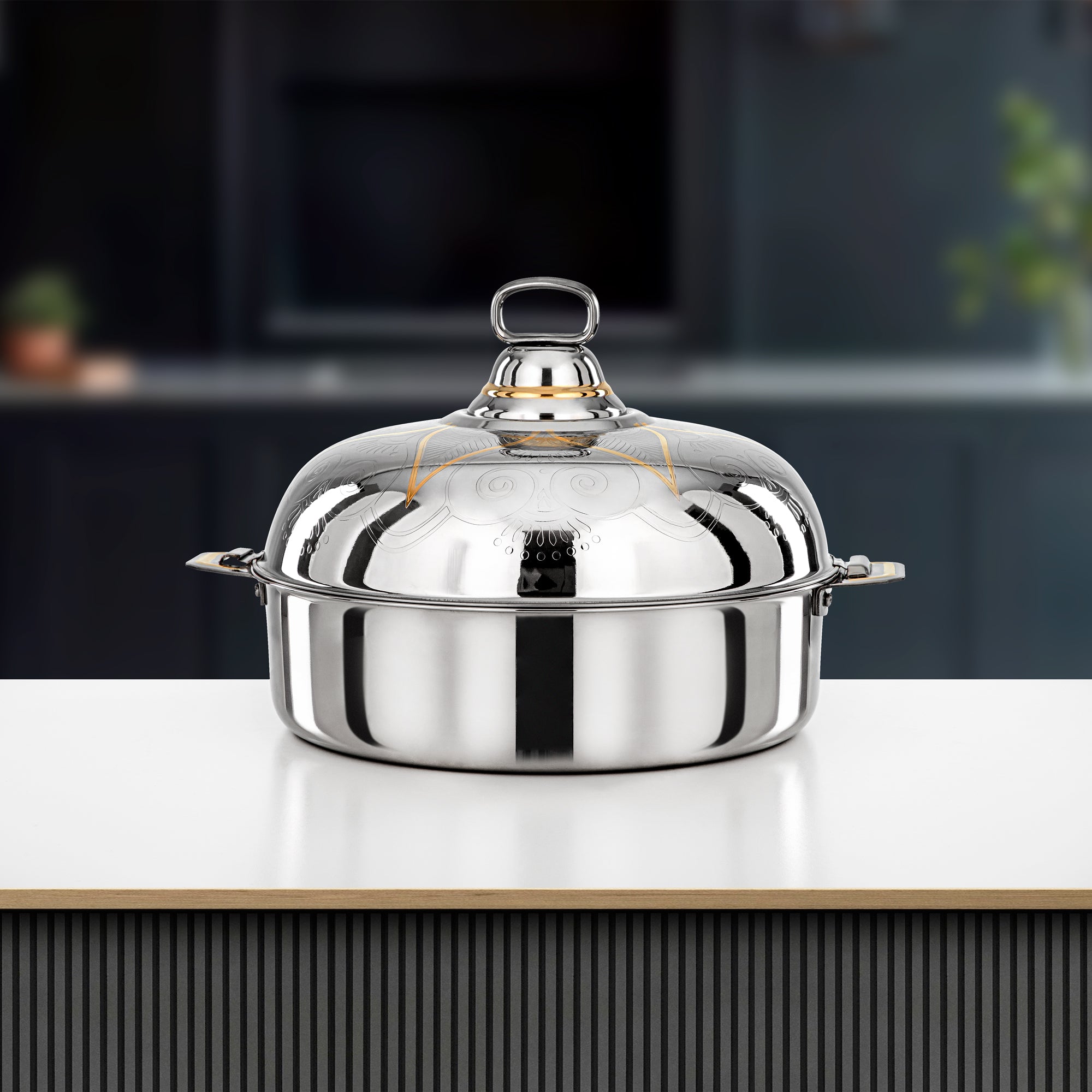 حرارات المرجان ٣٥ سم فضي وذهبي