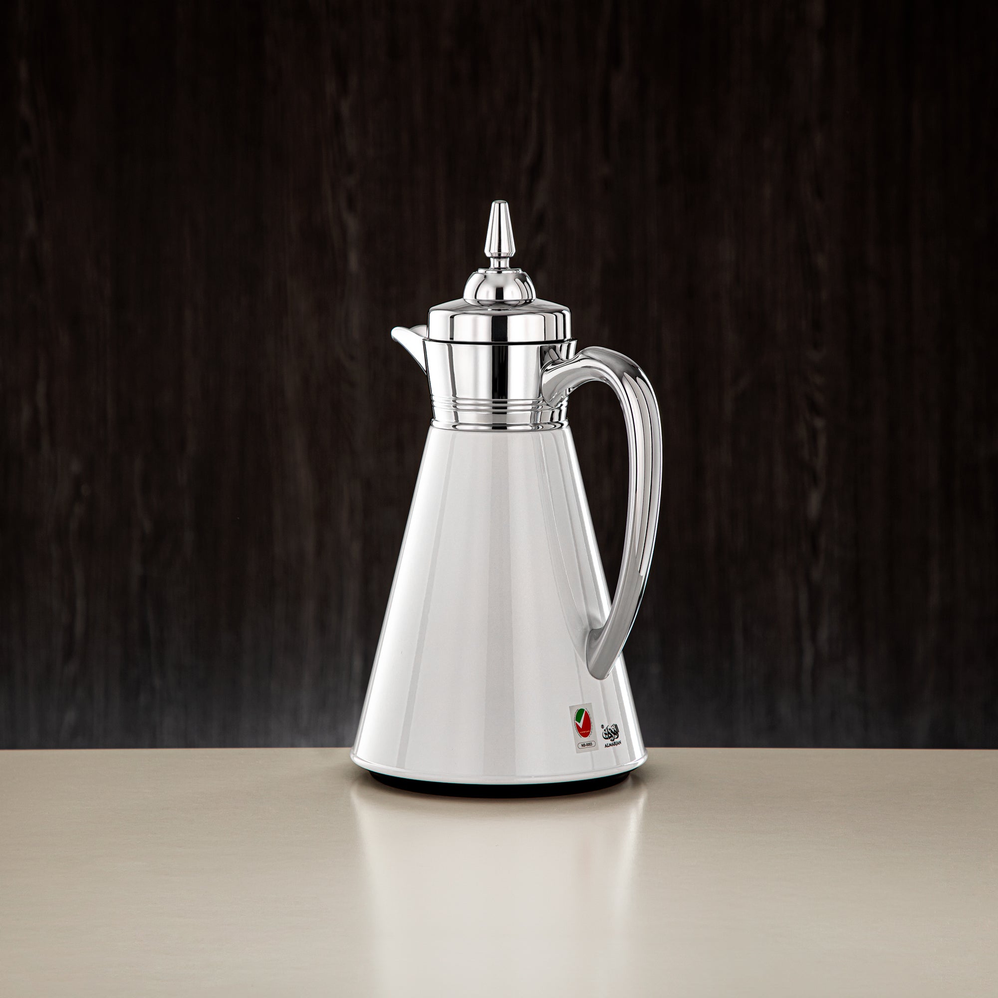 ألمرجان طقم ترامس، 0.7 لتر + 1 لتر، أبيض وفضي (UBC-A0700/B1000 Q1ZC) - أدوات تقديم رمضان